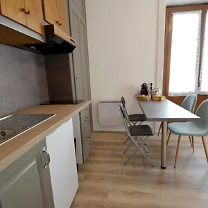 studio-parking-ultra-centre-v-rent.hotels-rhonealpes.com/